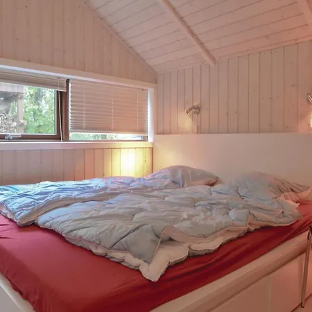 Nyaraló Four-Bedroom Holiday Home In Farso Farsø
